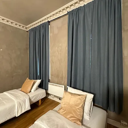 Diamond Center Guest house